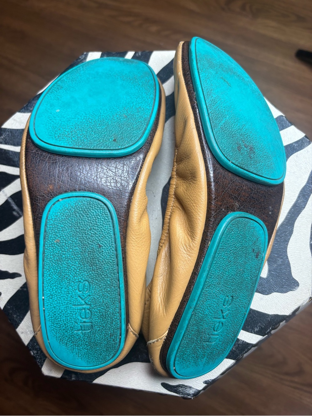 Tieks Tan Leather Ballet Flats with Teal Heel Tab - Picture 2 of 4